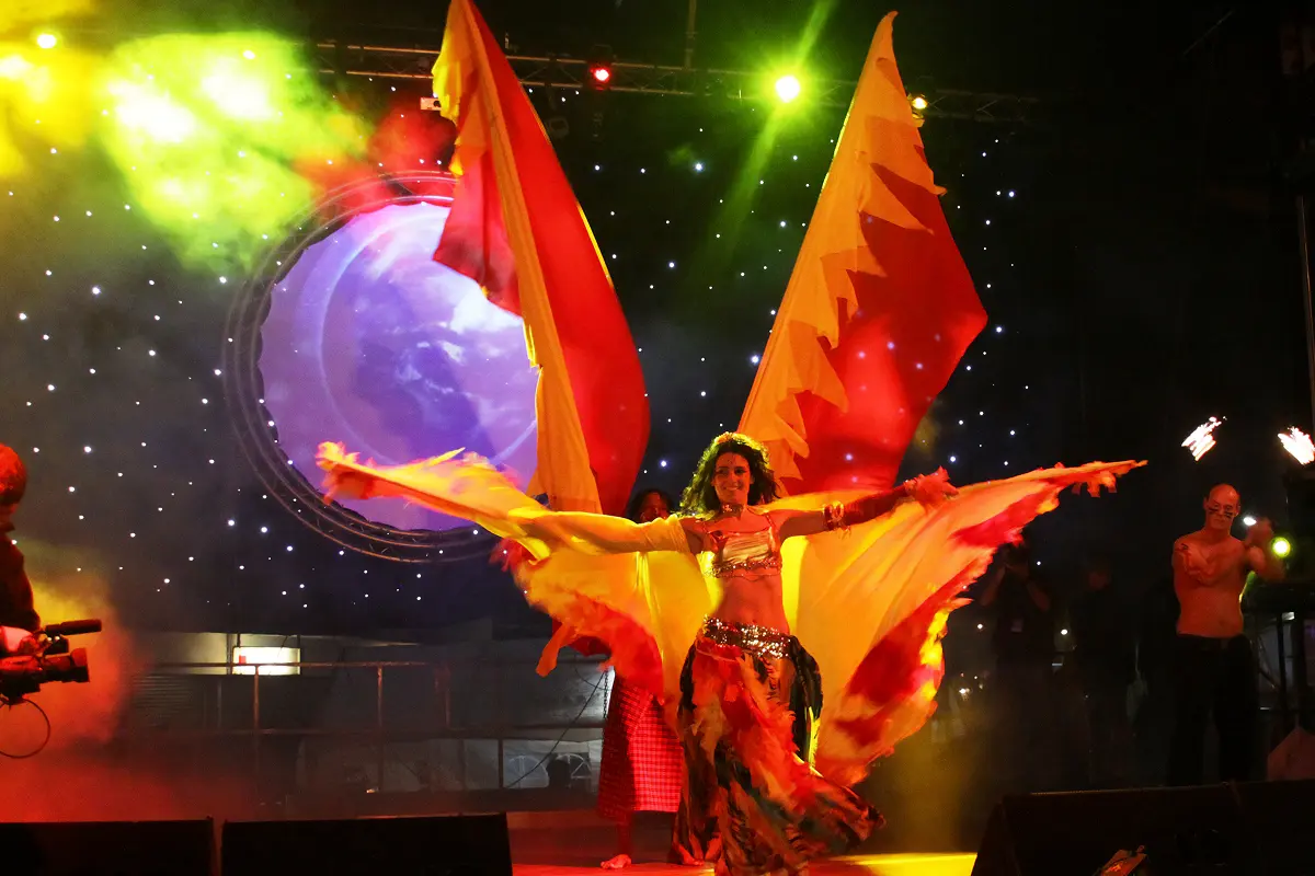 Official 10 Day Countdown to FIFE